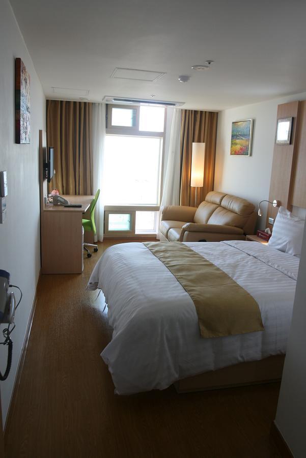 Gunsan Apple Tree Hotel Extérieur photo